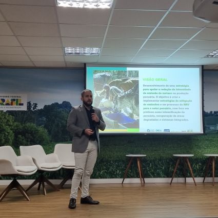 Iniciativa apoia a elaboração de estratégia programática para mitigação de metano na produção agropecuária