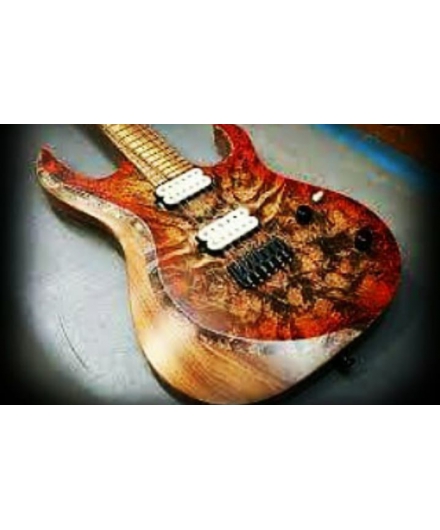Guitarra de madeira amazônica com responsabilidade socioambiental